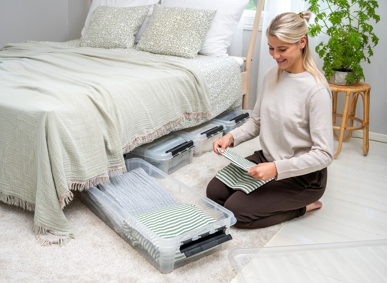 La boîte de rangement 30 L de la gamme SmartStore™ Classic