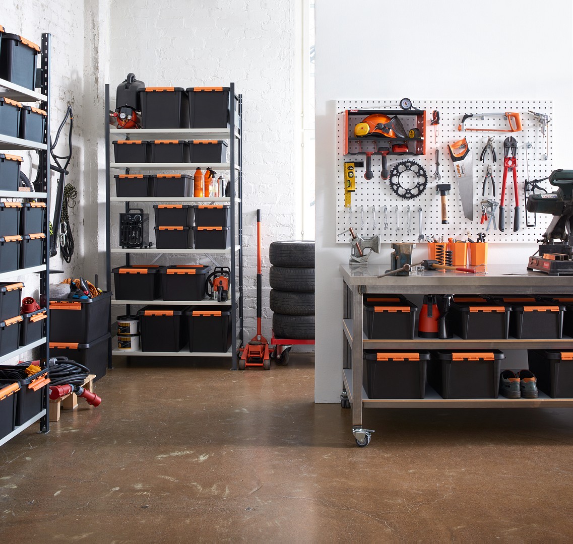 Boîtes de rangement SmartStore™ Pro dans un garage