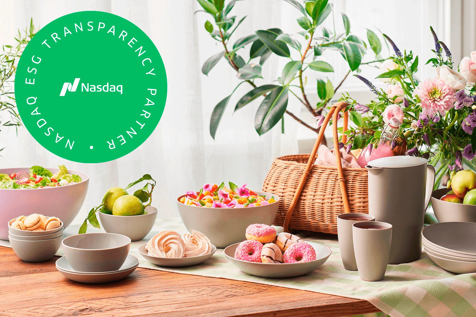 GastroMax BIO tableware with Nasdaq ESG logo