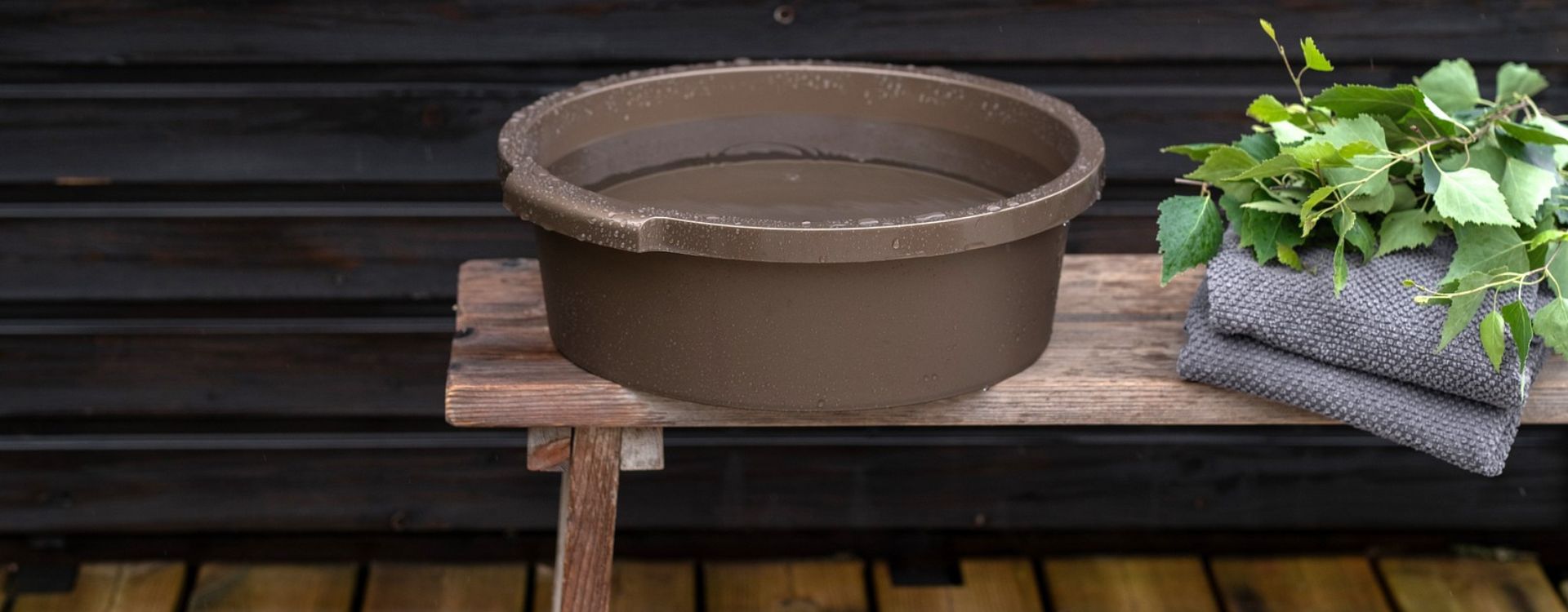 Relax in a clean sauna Relax in a clean sauna